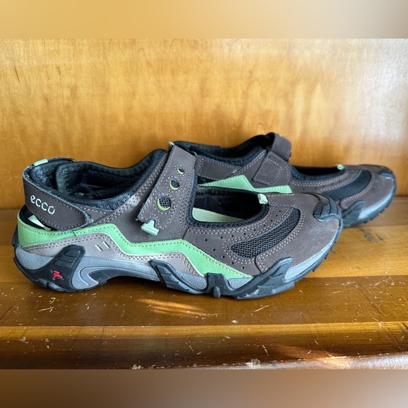 ECCO Receptor Ultra X-treme Terra Performance Mary Jane Shoes Grey/Green Sz 38 - Picture 1 of 9